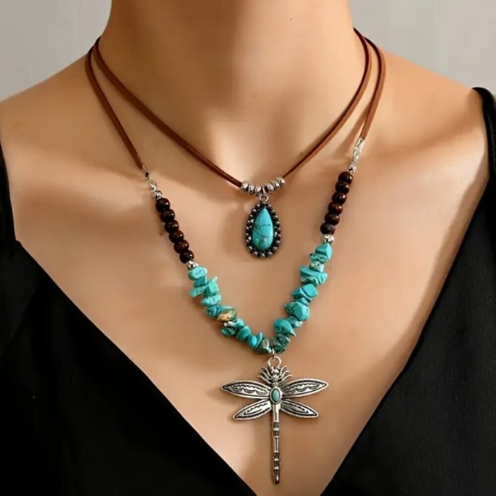 Two-Piece Bohemian Pendant Necklace Set Dragonfly Turquois Beads Faux Leather